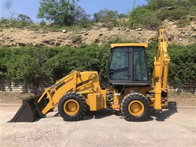 Backhoe Loader Center Articulated Frame